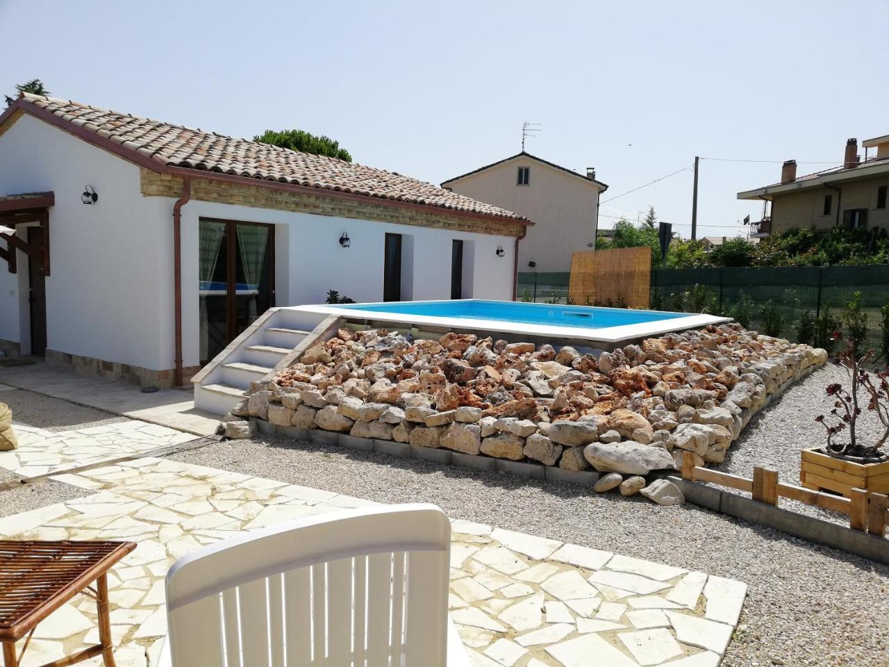 Il Giardino Di Epicuro Bed & Breakfast Рока Сан Джовани Екстериор снимка